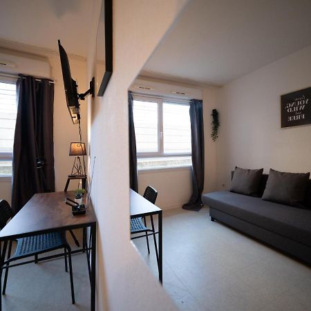 Appartement Tout Equipe Wifi A 6 Min St Charles Марсилия Екстериор снимка