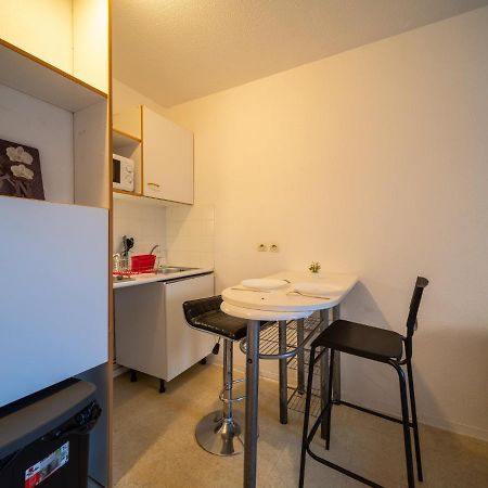Appartement Tout Equipe Wifi A 6 Min St Charles Марсилия Екстериор снимка