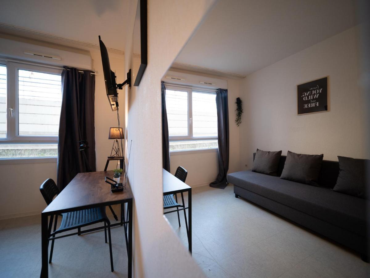 Appartement Tout Equipe Wifi A 6 Min St Charles Марсилия Екстериор снимка