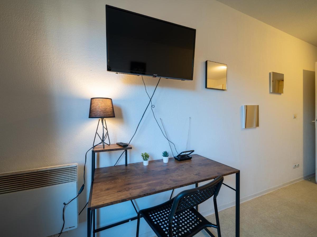 Appartement Tout Equipe Wifi A 6 Min St Charles Марсилия Екстериор снимка
